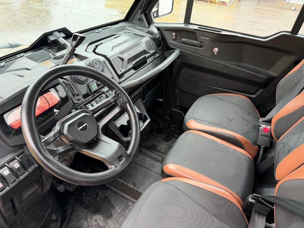 2024 Can-Am DEFENDER MAX LIMITED HD10 in Charlemagne, Quebec - 9 - w1024h768px