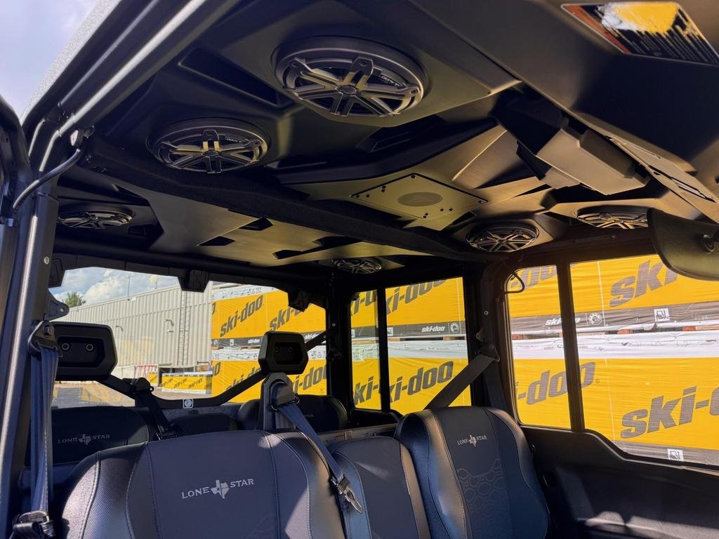 2025 Can-Am DEFENDER MAX LONE STAR CAB HD10 in Charlemagne, Quebec - 7 - w1024h768px