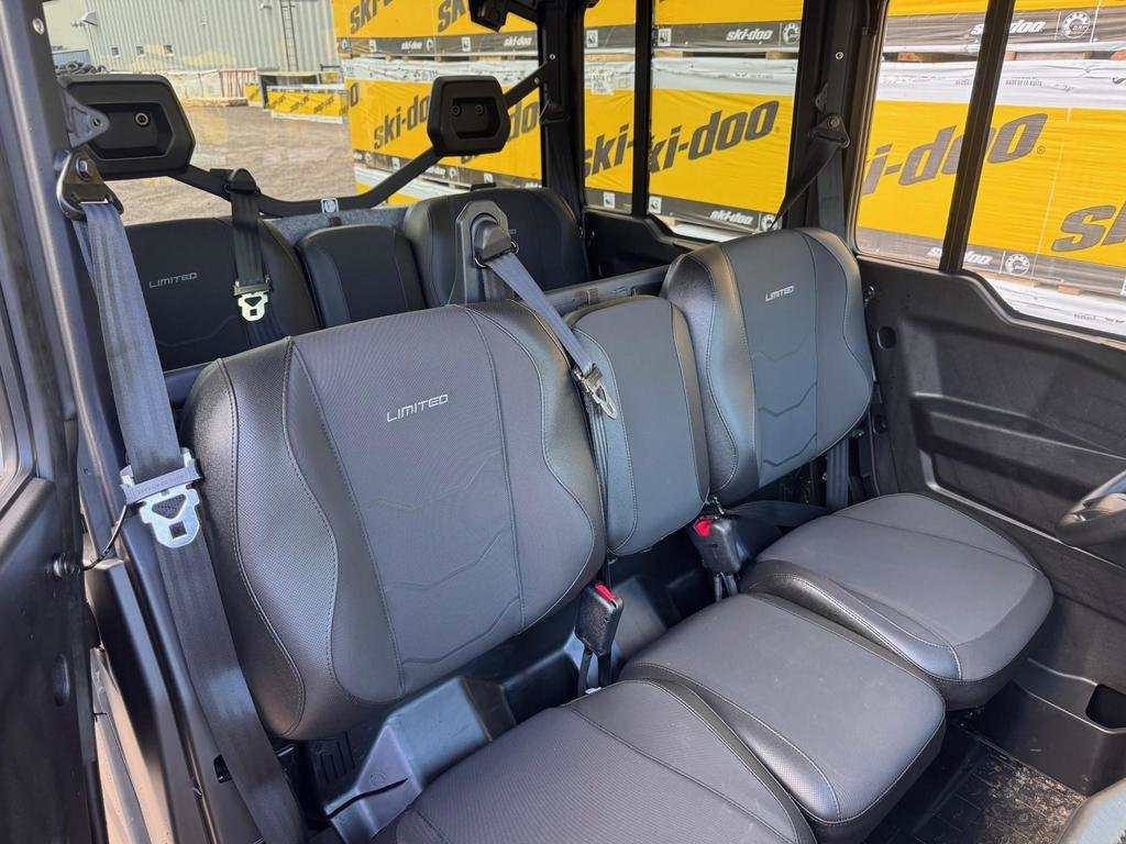 Can-Am DEFENDER MAX LTD CAB HD10  2025 à Charlemagne, Québec - 6 - w1024h768px