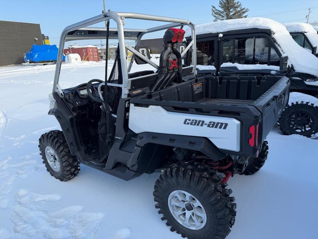 2025 Can-Am DEFENDER XMR HD10 X-MR in Charlemagne, Quebec - 7 - w1024h768px
