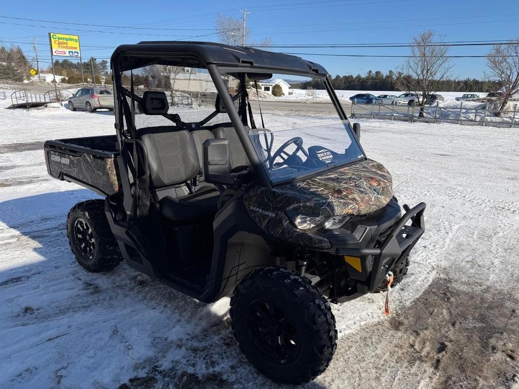 2025 Can-Am DEFENDER XT HD7 in Charlemagne, Quebec - 7 - w1024h768px