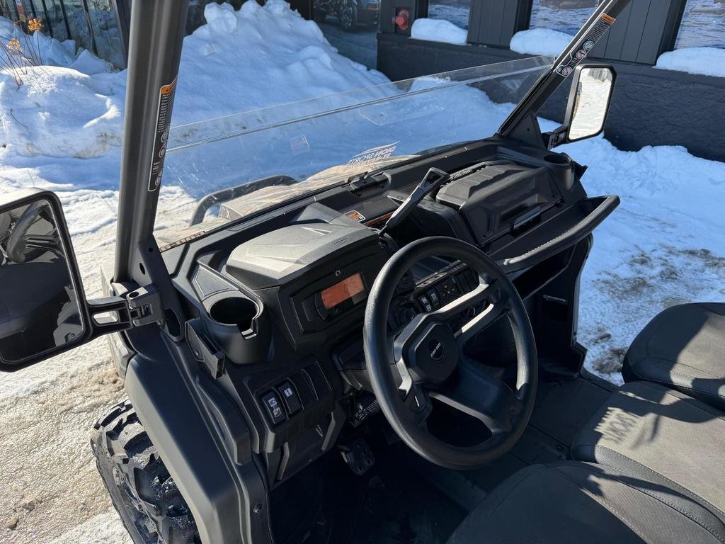 2025 Can-Am DEFENDER XT HD7 in Charlemagne, Quebec - 3 - w1024h768px