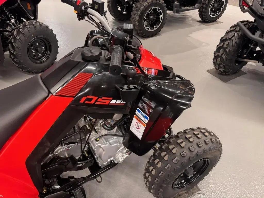 Can-Am DS 250  2026 à Charlemagne, Québec - 2 - w1024h768px