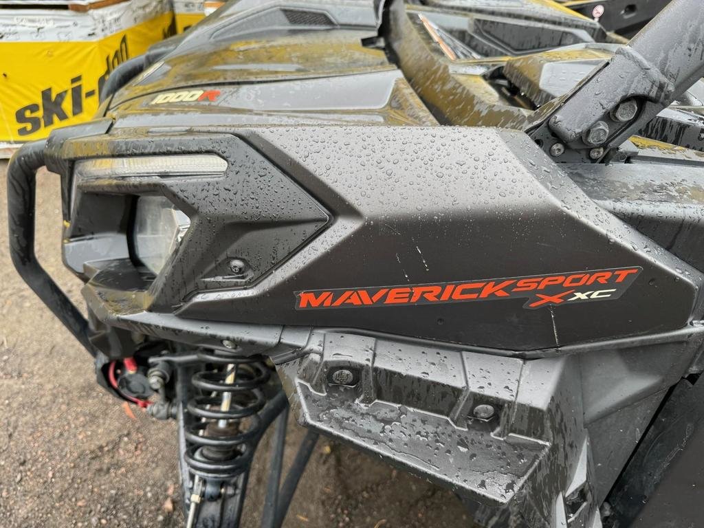 2023  MAVERICK SPORT X XC 1000 Xxc in Charlemagne, Quebec - 2 - w1024h768px