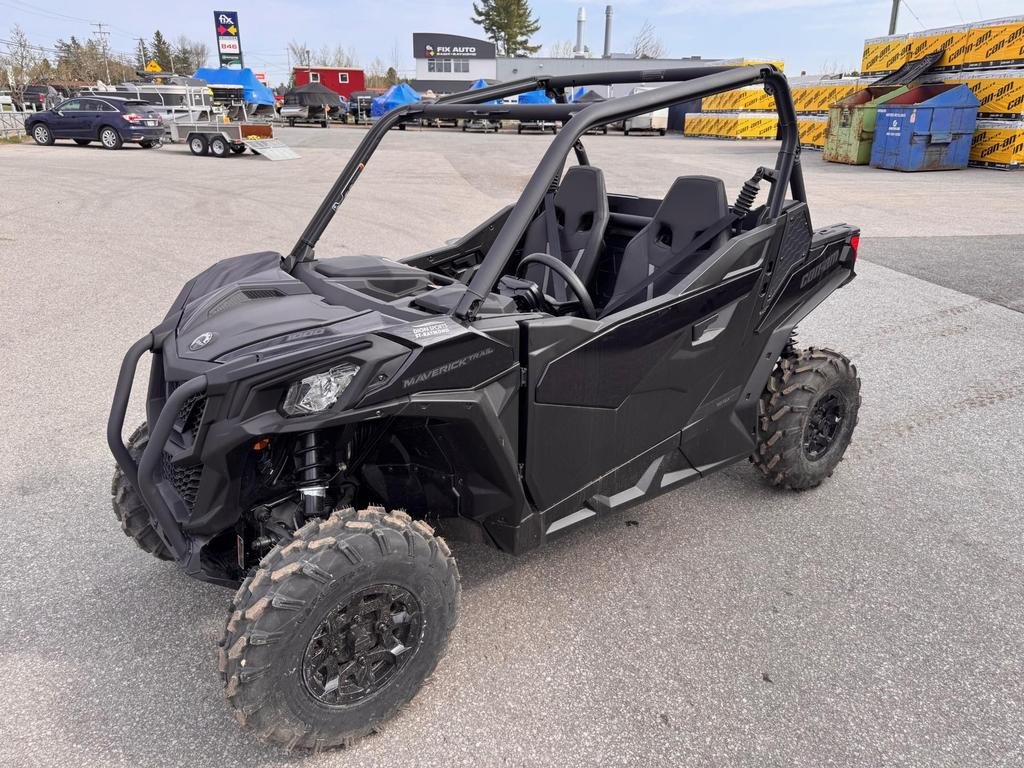 Can-Am Maverick Trail DPS 1000  2025 à Charlemagne, Québec - 4 - w1024h768px