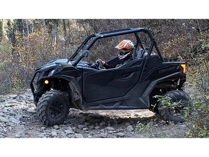 Can-Am Maverick Trail DPS 1000  2025 à Charlemagne, Québec - 1 - w1024h768px
