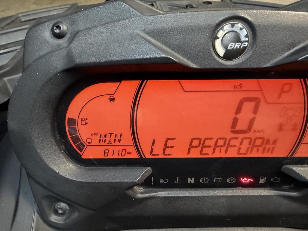 2020 Can-Am OUTLANDER 1000R X xc 1000 XXC in Charlemagne, Quebec - 7 - w1024h768px
