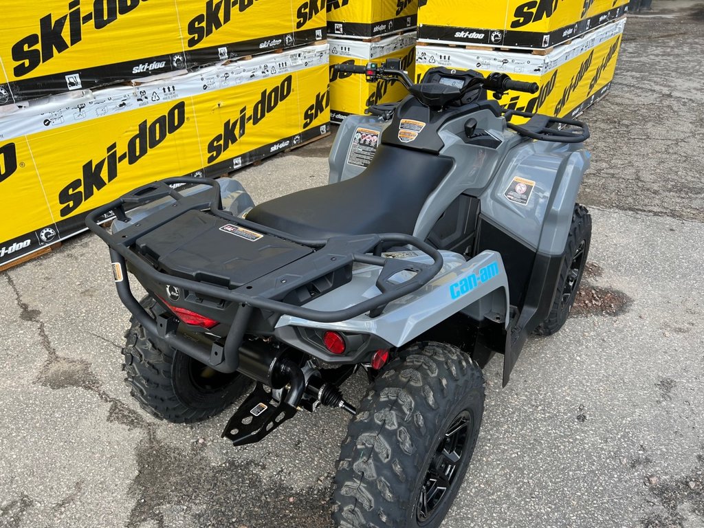 2022 Can-Am Outlander 570 in Charlemagne, Quebec - 5 - w1024h768px