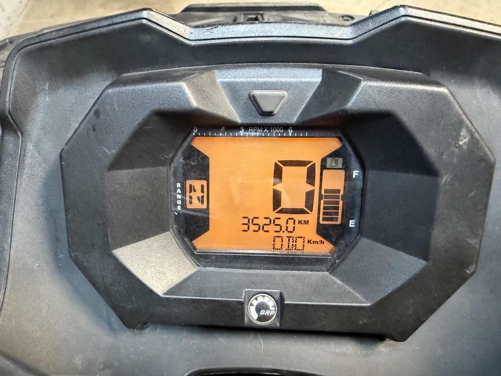 2016 Can-Am OUTLANDER 850 XT in Charlemagne, Quebec - 8 - w1024h768px