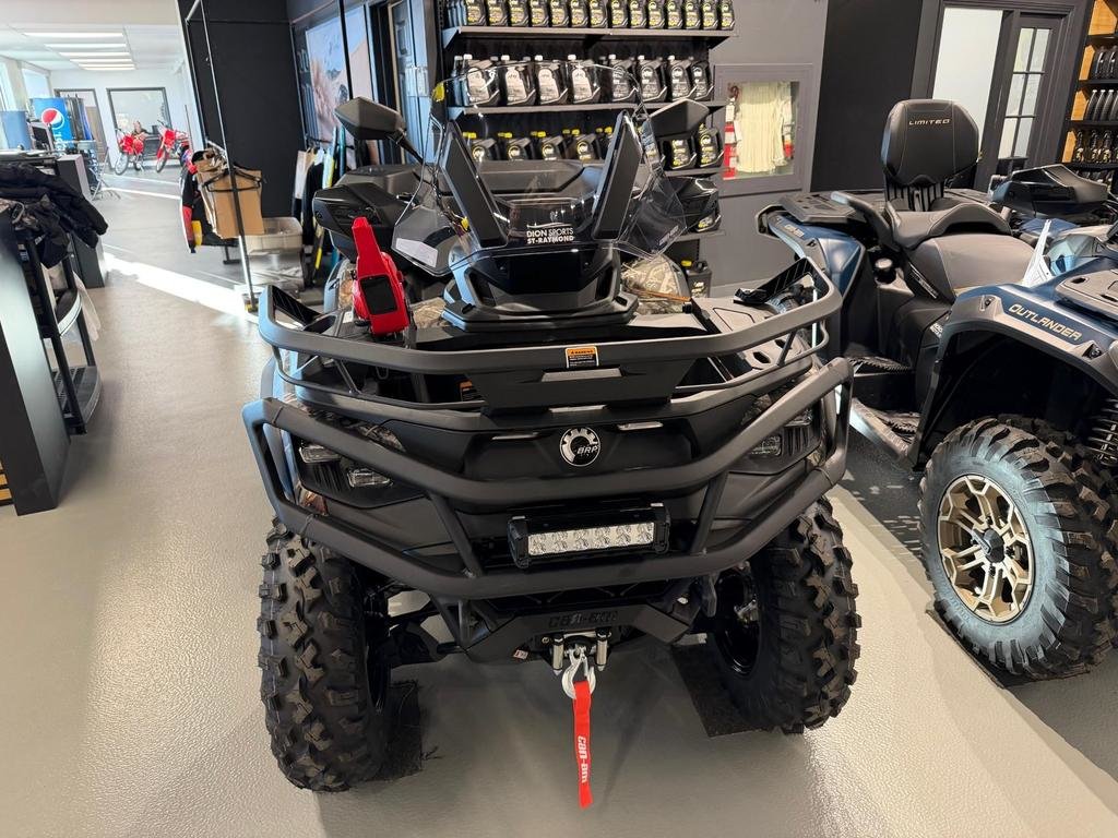 Can-Am OUTLANDER 850 XT  2025 à Charlemagne, Québec - 2 - w1024h768px