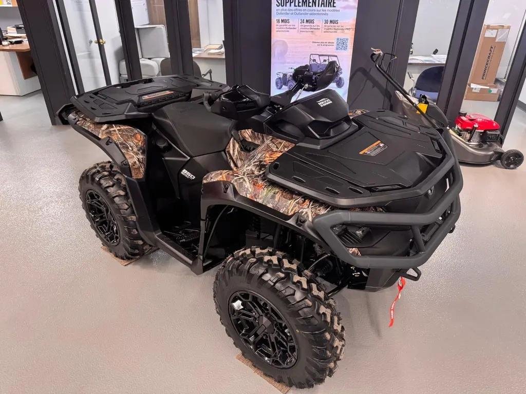 2026 Can-Am OUTLANDER 850 XT in Charlemagne, Quebec - 3 - w1024h768px