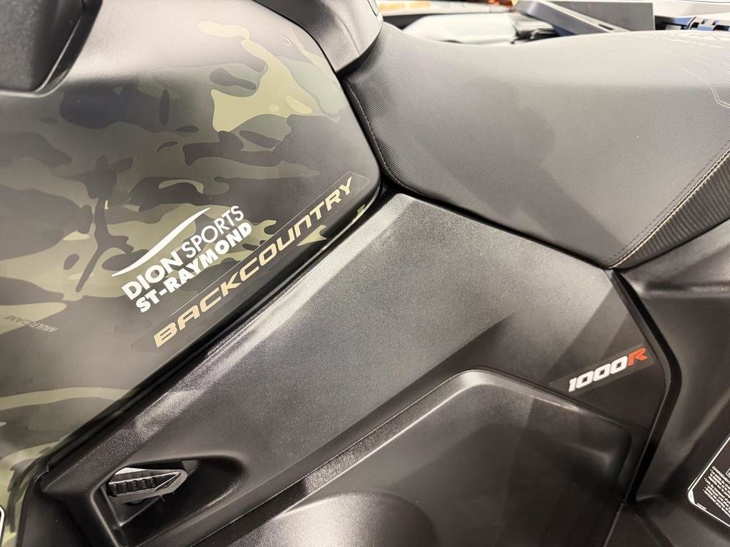 2026 Can-Am OUTLANDER BACKCOUNTRY 1000R in Charlemagne, Quebec - 2 - w1024h768px
