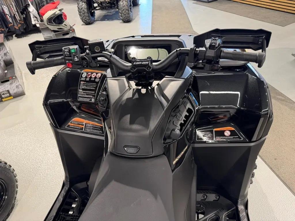 2026 Can-Am OUTLANDER BACKCOUNTRY 1000R in Charlemagne, Quebec - 5 - w1024h768px