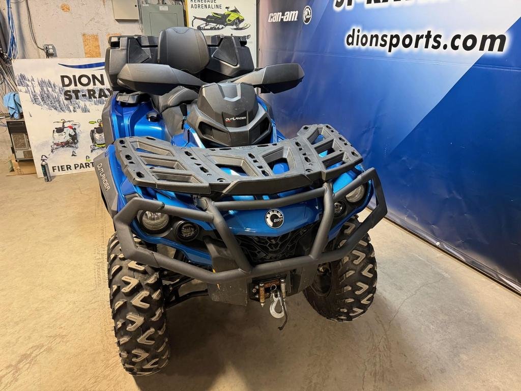 2022 Can-Am OUTLANDER MAX 1000 XT in Charlemagne, Quebec - 3 - w1024h768px
