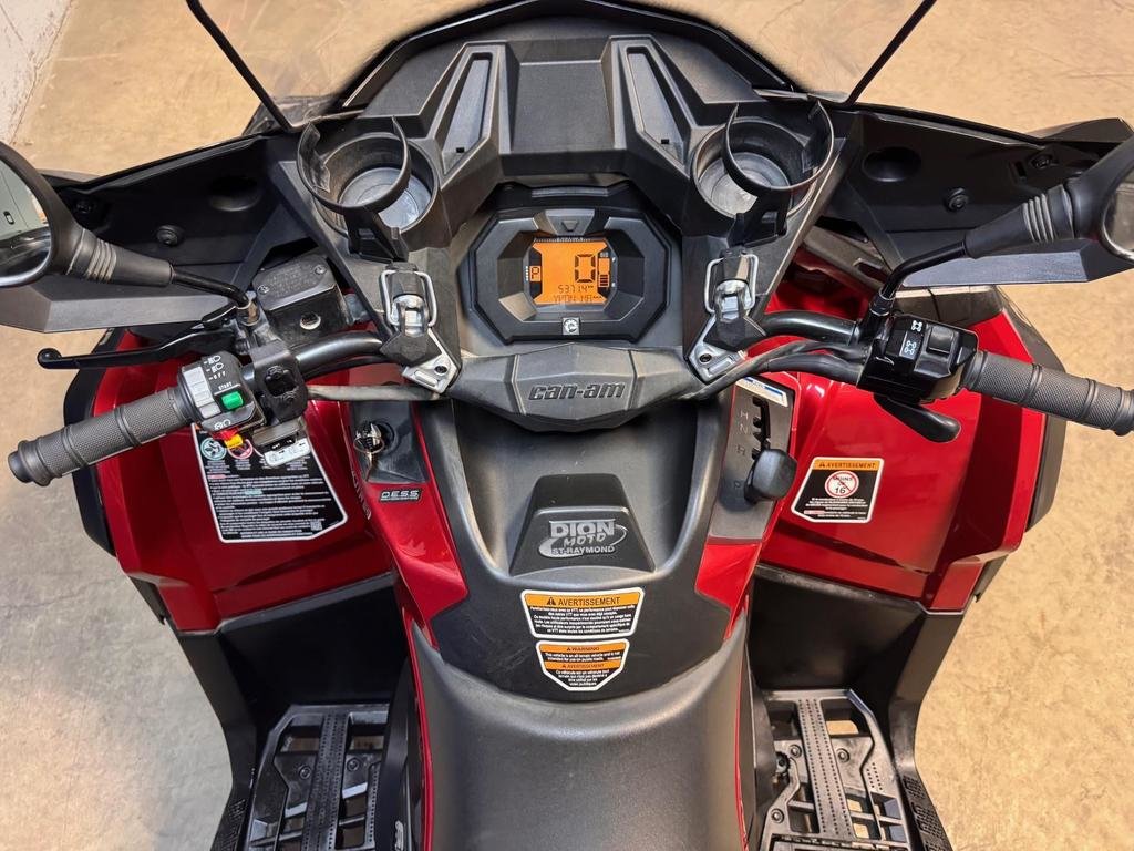 Can-Am OUTLANDER MAX 650 XT  2019 à Charlemagne, Québec - 7 - w1024h768px