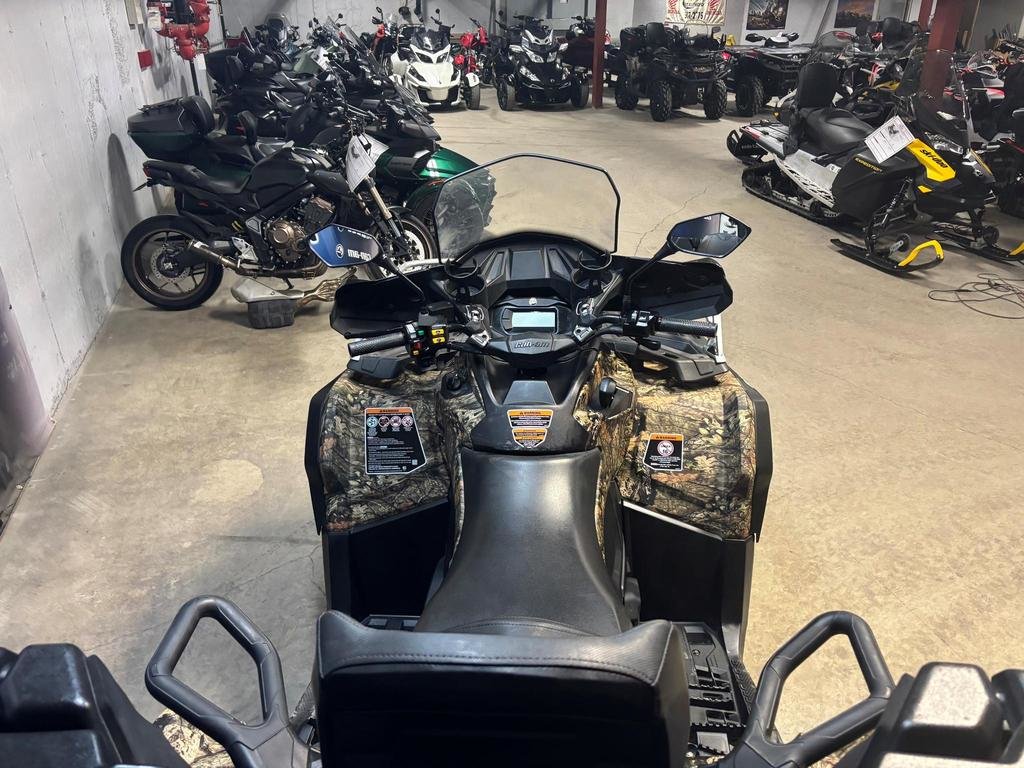 2022 Can-Am OUTLANDER MAX 650XT in Charlemagne, Quebec - 6 - w1024h768px