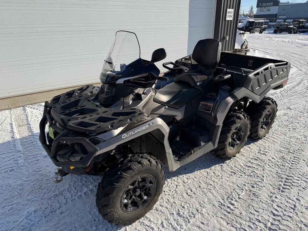 Can-Am OUTLANDER MAX 6X6 1000 XT  2019 à Charlemagne, Québec - 4 - w1024h768px