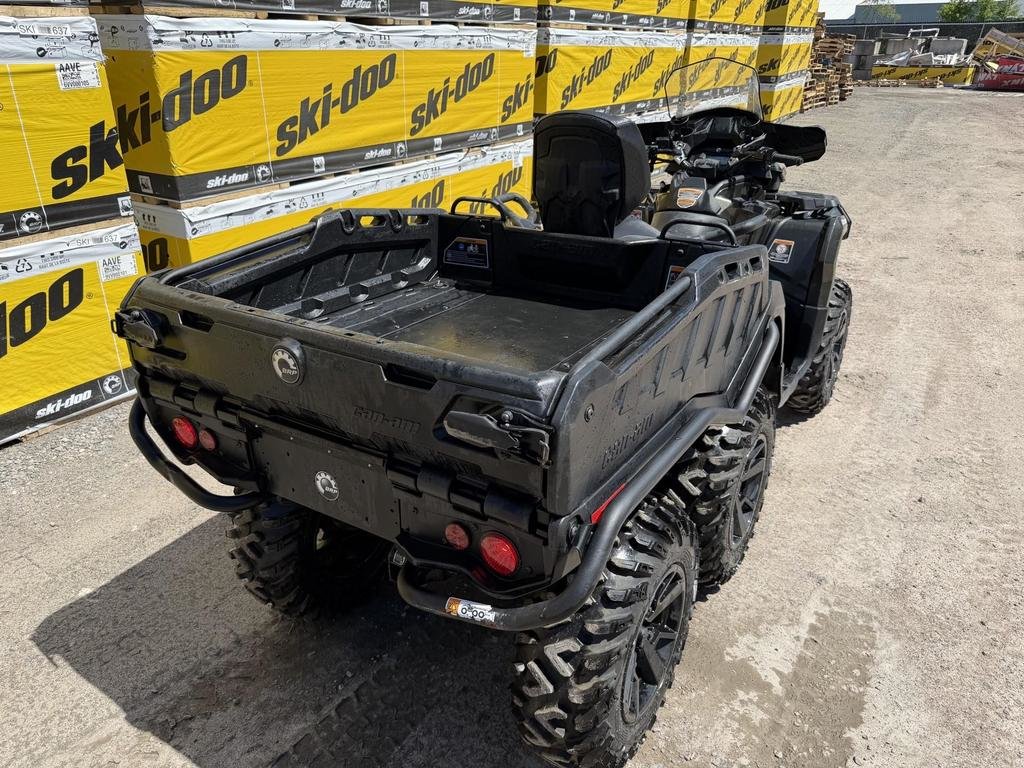 Can-Am OUTLANDER MAX 6X6 1000 XT  2025 à Charlemagne, Québec - 6 - w1024h768px