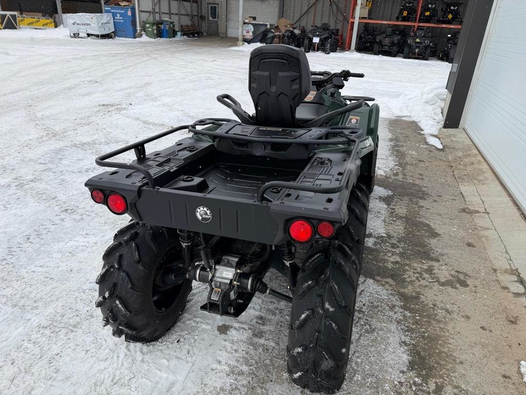 2024 Can-Am OUTLANDER MAX 6X6 450 DPS in Charlemagne, Quebec - 8 - w1024h768px
