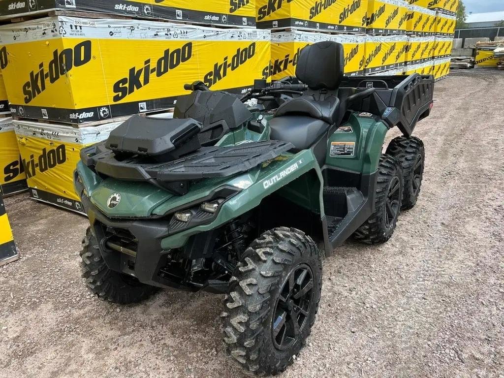 2025 Can-Am Outlander Max 6x6 DPS 650 in Charlemagne, Quebec - 5 - w1024h768px