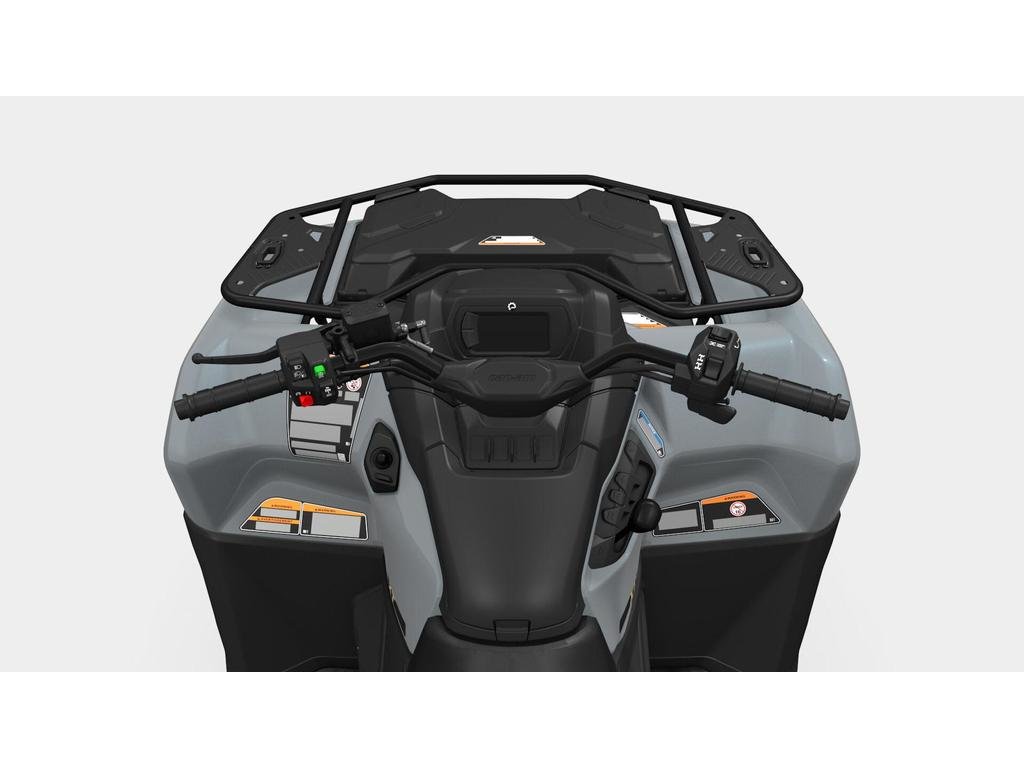 2027 Can-Am OUTLANDER MAX 700 XT in Charlemagne, Quebec - 5 - w1024h768px