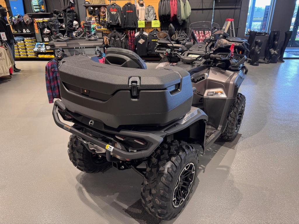 Can-Am Outlander Max 850 XT  2025 à Charlemagne, Québec - 5 - w1024h768px