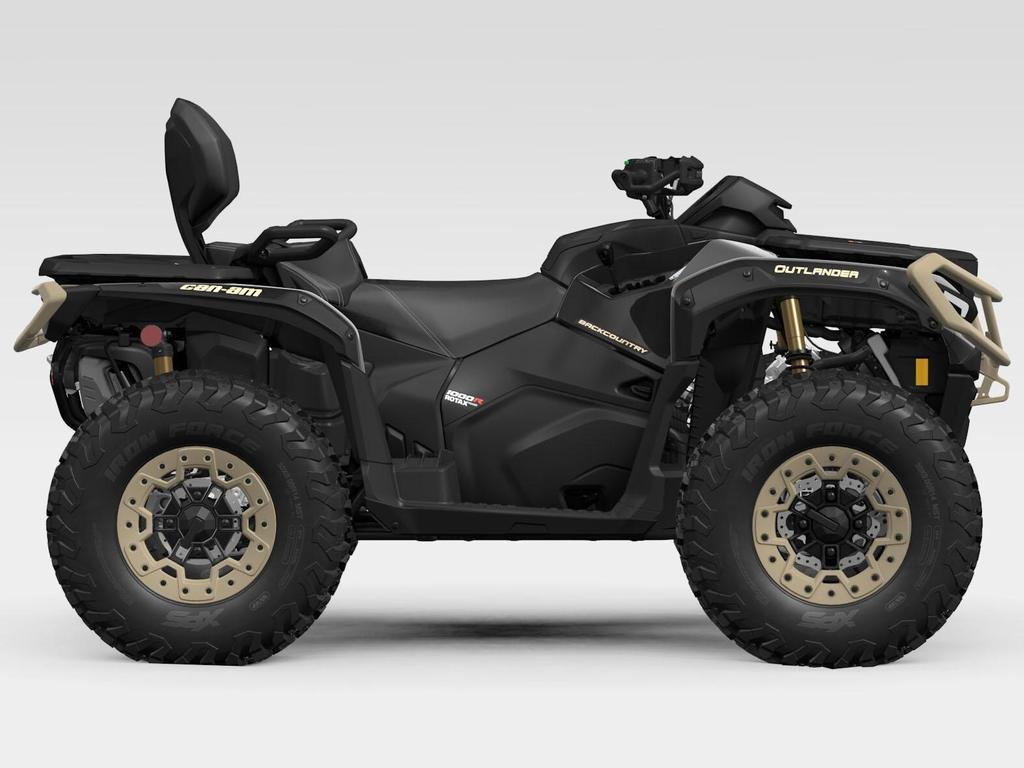 Can-Am OUTLANDER MAX BACKCOUNTRY 1000R  2026 à Charlemagne, Québec - 2 - w1024h768px