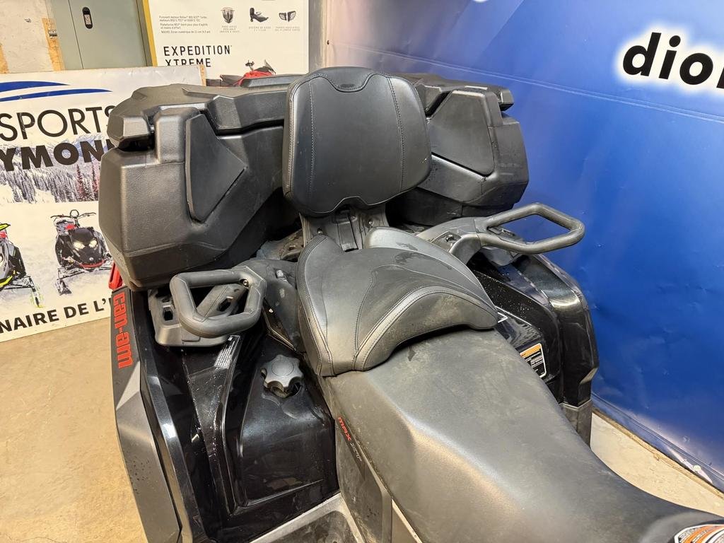 2020 Can-Am OUTLANDER MAX XT 650 in Charlemagne, Quebec - 5 - w1024h768px