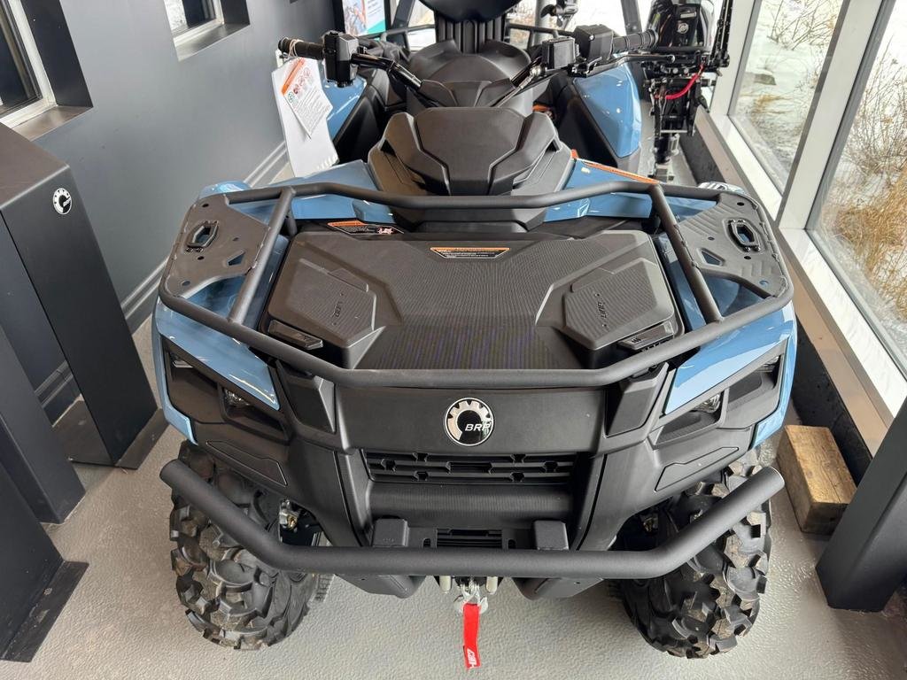 Can-Am OUTLANDER  MAX XT 700  2025 à Charlemagne, Québec - 2 - w1024h768px