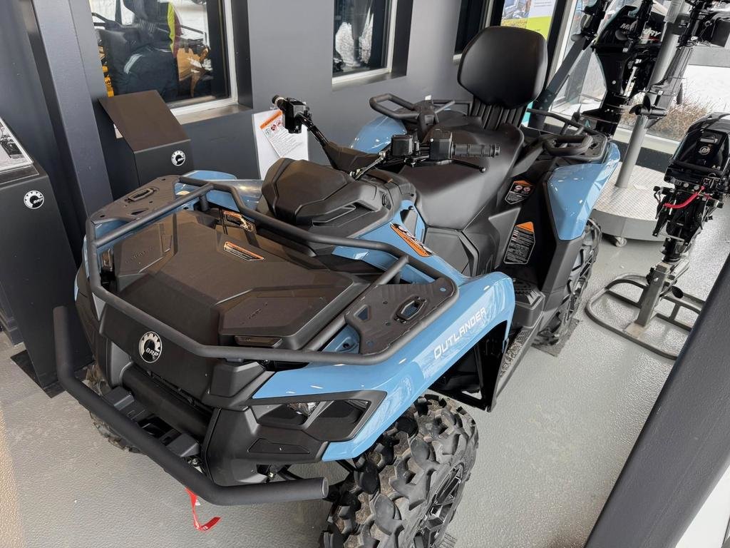 Can-Am OUTLANDER  MAX XT 700  2025 à Charlemagne, Québec - 1 - w1024h768px