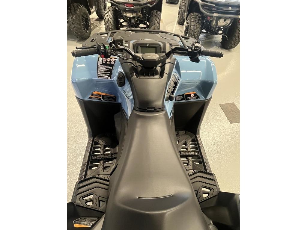 Can-Am Outlander Max XT 700  2026 à Charlemagne, Québec - 4 - w1024h768px