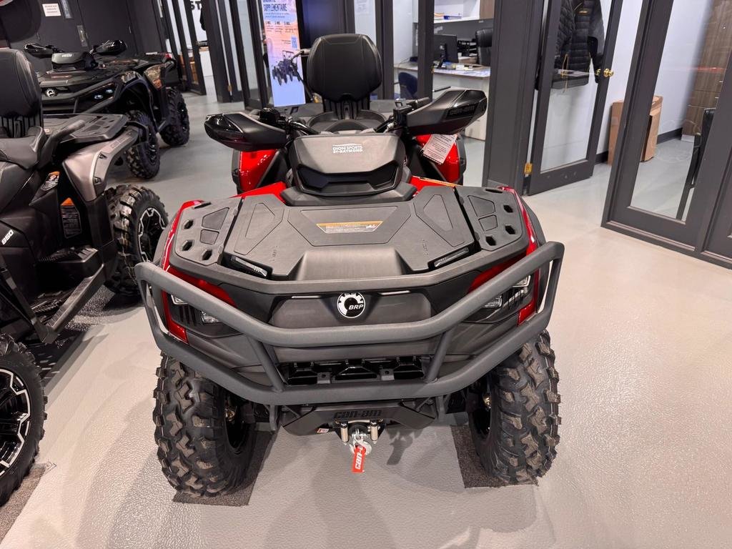 Can-Am OUTLANDER  MAX XT 850  2025 à Charlemagne, Québec - 2 - w1024h768px