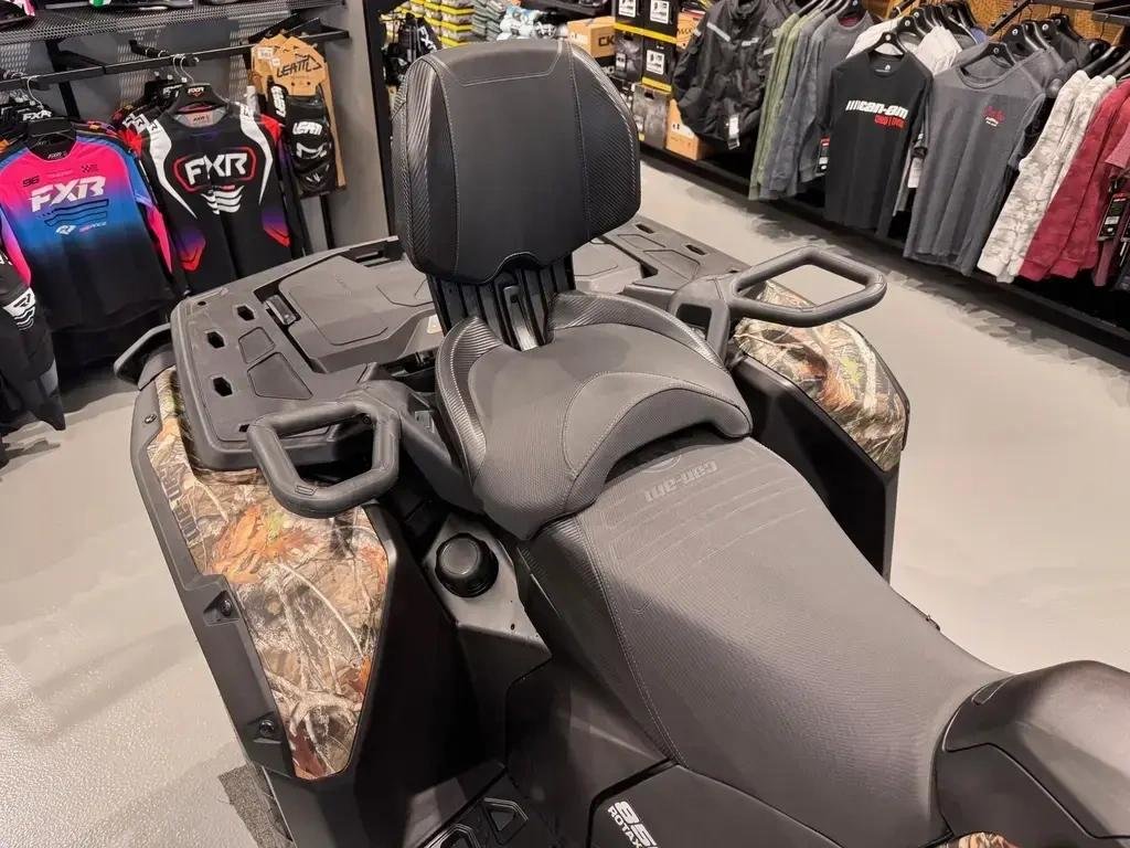 2026 Can-Am OUTLANDER  MAX XT 850 in Charlemagne, Quebec - 4 - w1024h768px