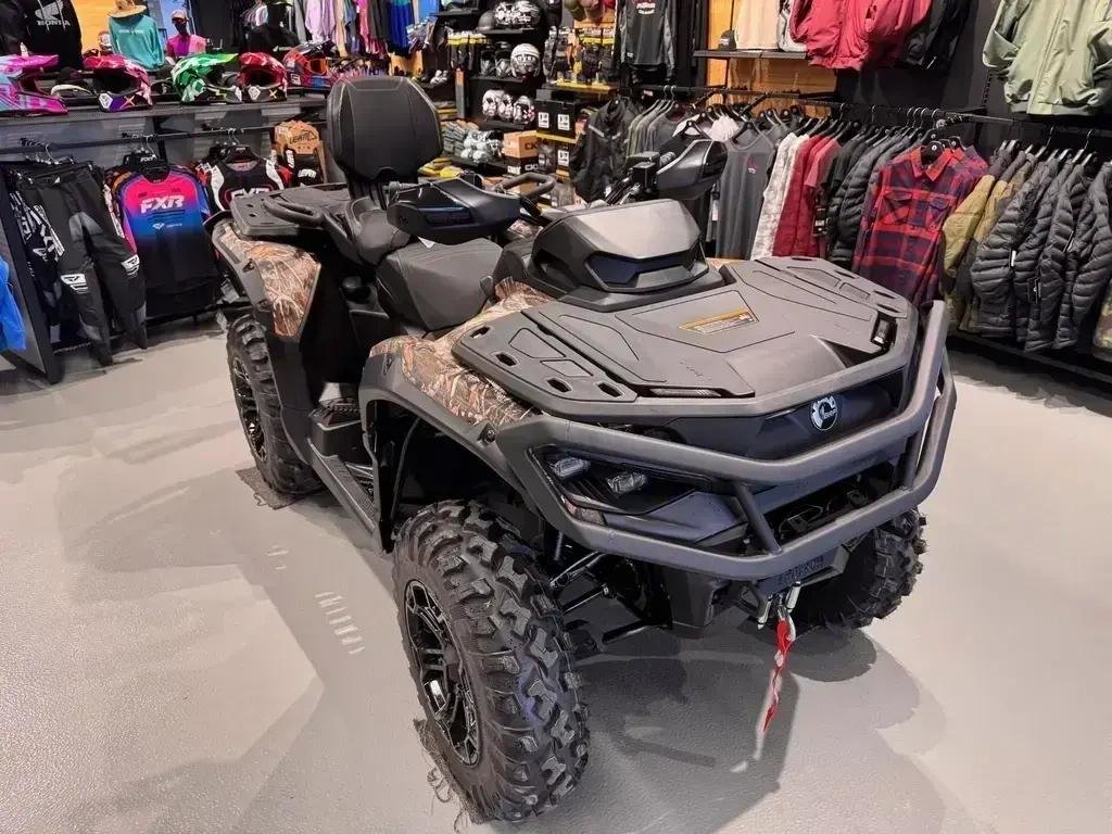 Can-Am OUTLANDER MAX XT 850  2026 à Charlemagne, Québec - 2 - w1024h768px