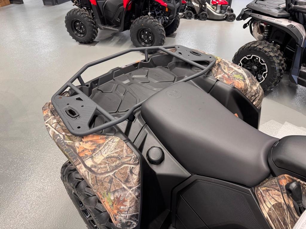 Can-Am OUTLANDER PRO XU 700 HD7  2025 à Charlemagne, Québec - 3 - w1024h768px