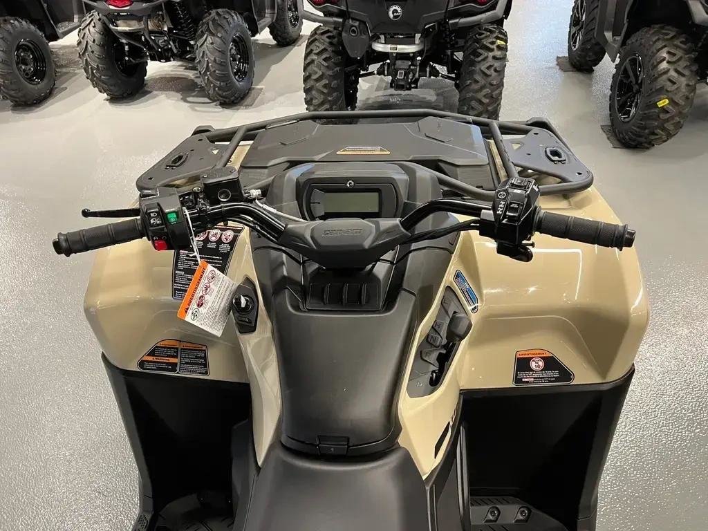 Can-Am OUTLANDER PRO XU HD7  2026 à Charlemagne, Québec - 5 - w1024h768px