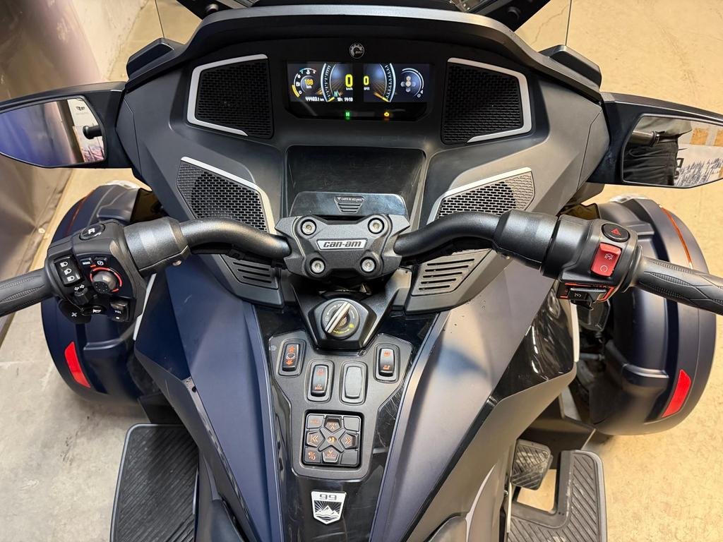 2022 Can-Am RT LIMITED SEA TO SKY in Charlemagne, Quebec - 7 - w1024h768px