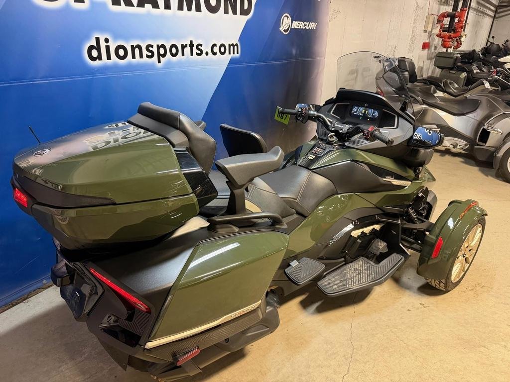2023 Can-Am SPYDER RT LIMITED SEA TO SKY in Charlemagne, Quebec - 7 - w1024h768px