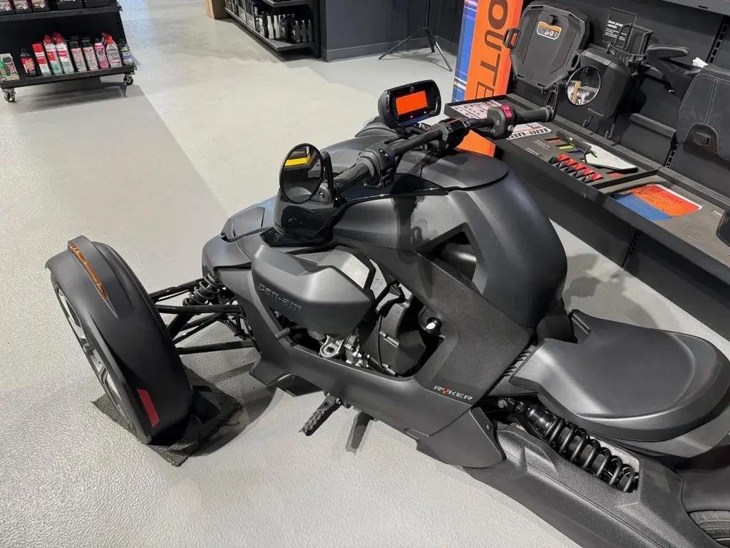 2024 Can-Am RYKER 900 ACE in Charlemagne, Quebec - 4 - w1024h768px