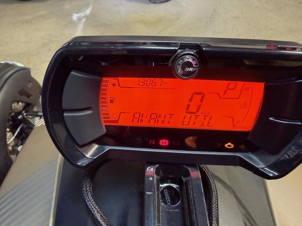 Can-Am RYKER RALLY 900 ACE  2024 à Charlemagne, Québec - 8 - w1024h768px