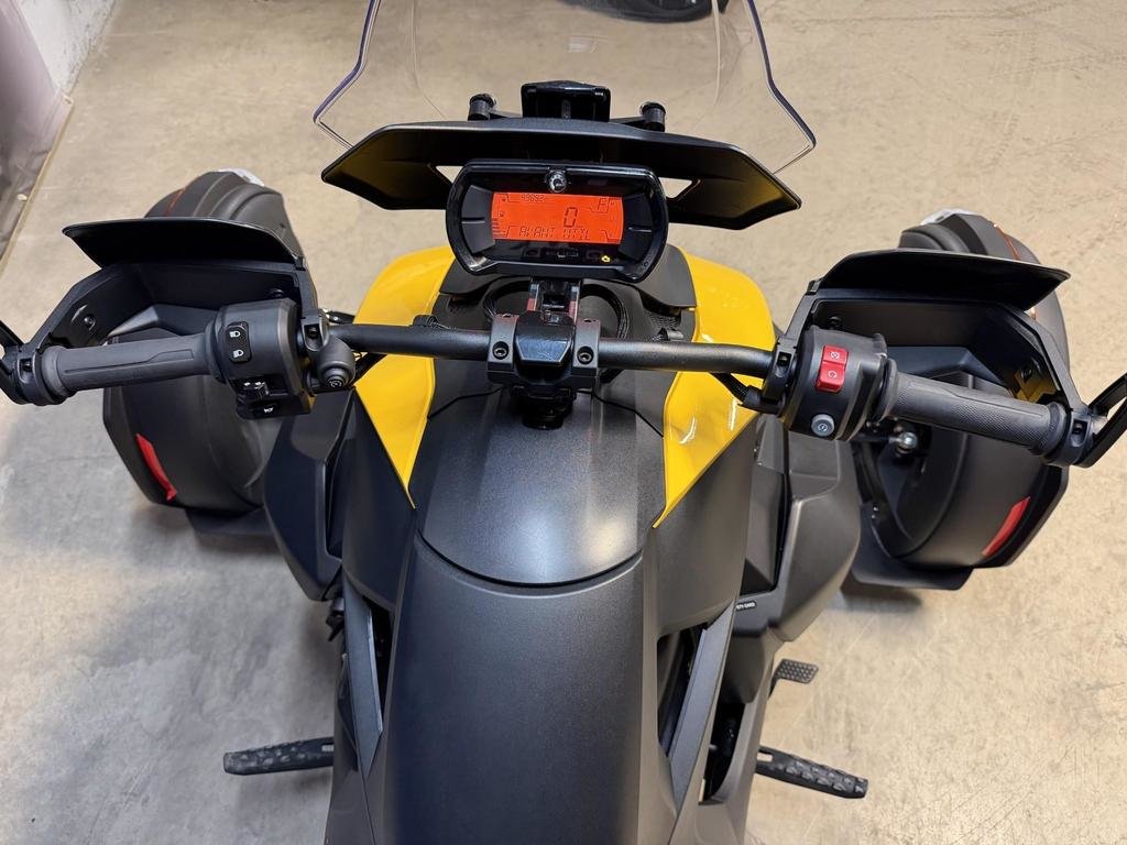 Can-Am RYKER SPORT 900 ACE  2022 à Charlemagne, Québec - 7 - w1024h768px