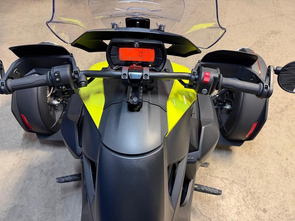 2025 Can-Am RYKER SPORT 900 ACE in Charlemagne, Quebec - 7 - w1024h768px