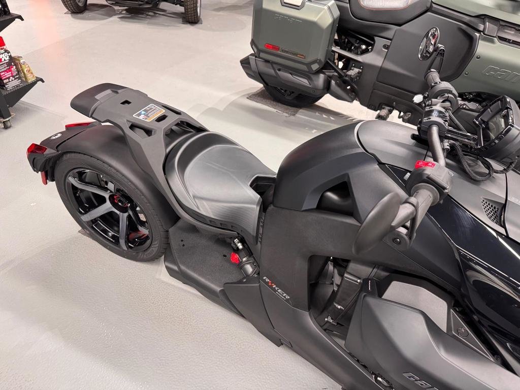 2025 Can-Am Ryker Sport 900 ACE in Charlemagne, Quebec - 3 - w1024h768px