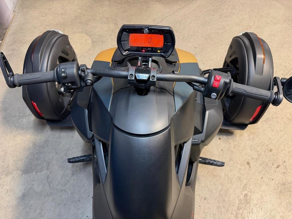 Can-Am RYKER SPORT 900 ACE  2025 à Charlemagne, Québec - 7 - w1024h768px