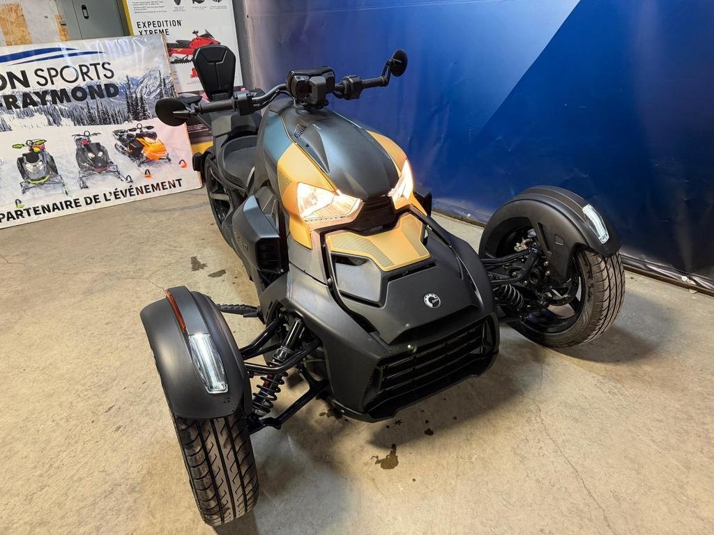 Can-Am RYKER SPORT 900 ACE  2025 à Charlemagne, Québec - 3 - w1024h768px