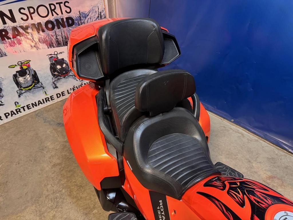 Can-Am SPYDER F3 LIMITED  2019 à Charlemagne, Québec - 5 - w1024h768px