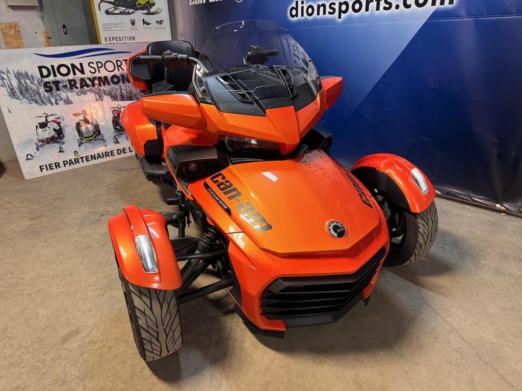 Can-Am SPYDER F3 LIMITED  2019 à Charlemagne, Québec - 3 - w1024h768px