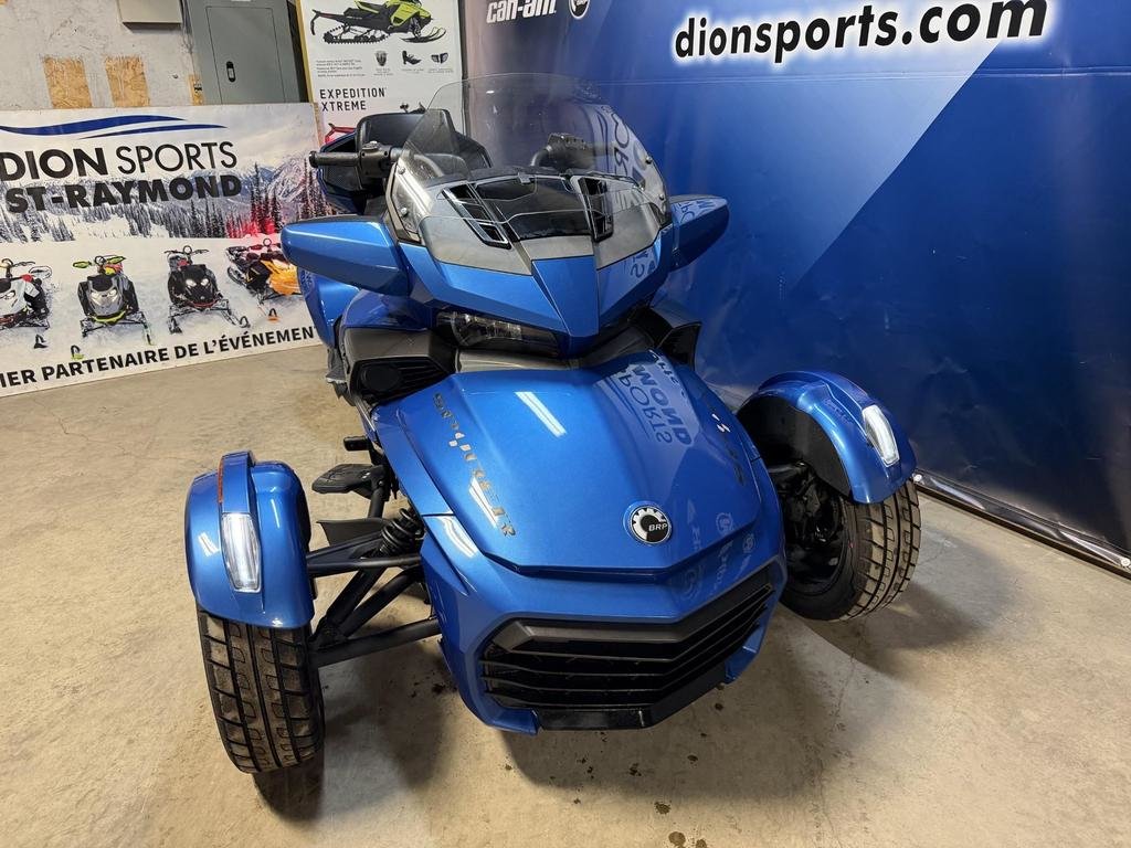 Can-Am SPYDER F3 LIMITED  2019 à Charlemagne, Québec - 3 - w1024h768px