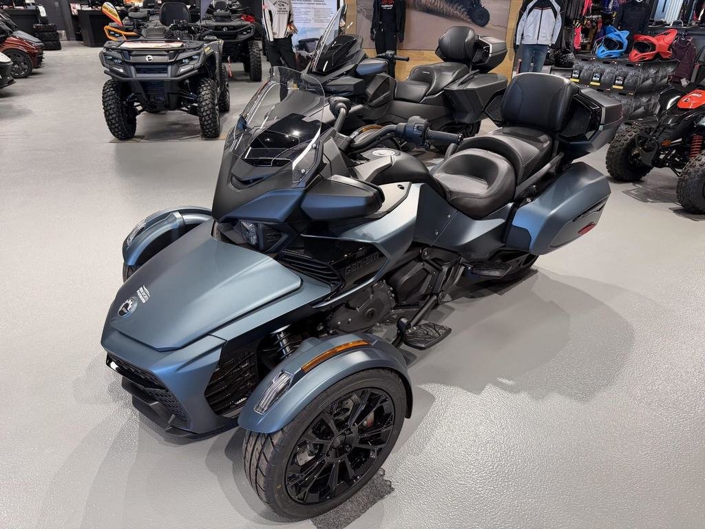 2026 Can-Am SPYDER F3 LIMITED in Charlemagne, Quebec - 7 - w1024h768px