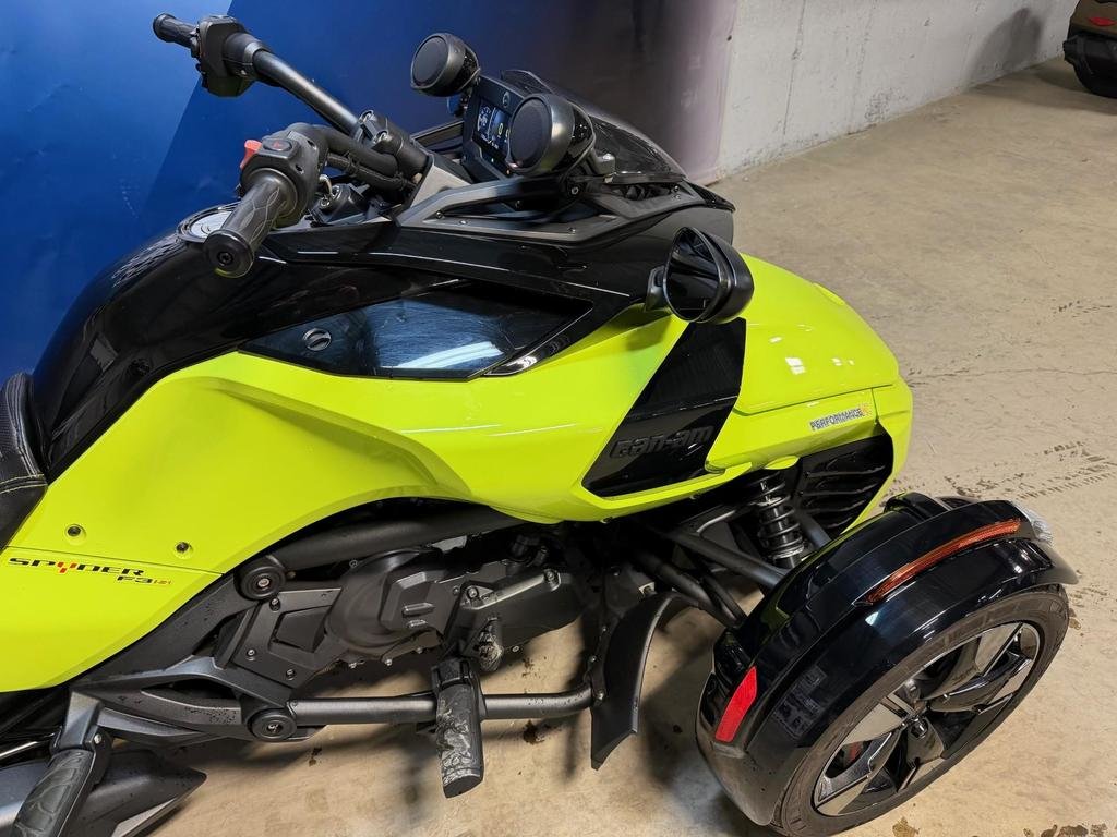 Can-Am SPYDER F3-S SE6 F3  2022 à Charlemagne, Québec - 4 - w1024h768px